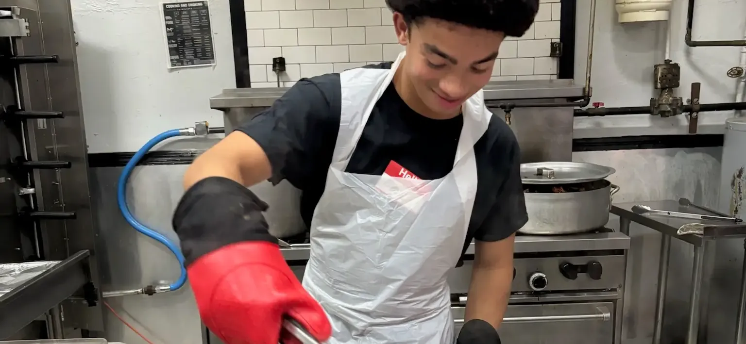 Serve Thanksgiving Meal (Shift 1)
